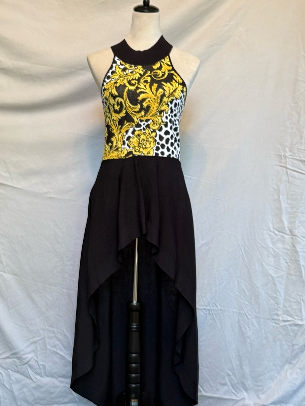 Avenue Black and Yellow Halter High-Low top